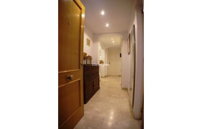 Resale - Apartment - Ground Floor Apartment - Estepona - Estepona Centro