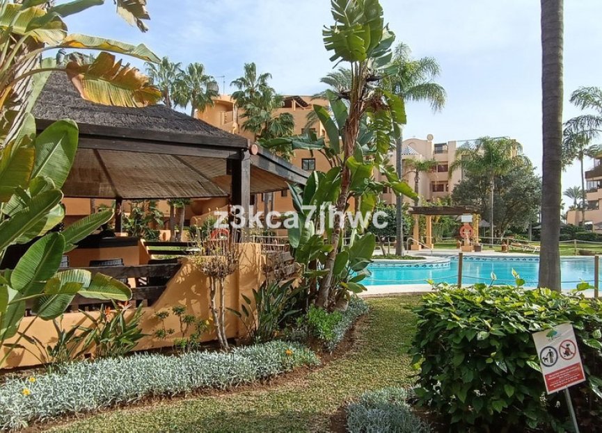 Resale - Apartment - Ground Floor Apartment - Estepona - Estepona Centro