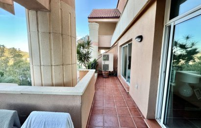 Resale - Apartment - Middle Floor Apartment - Marbella - Nueva Andalucia