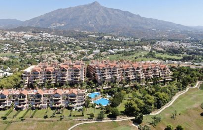 Resale - Apartment - Middle Floor Apartment - Marbella - Nueva Andalucia