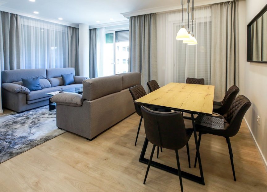 Resale - Apartment - Middle Floor Apartment - Marbella - Nueva Andalucia