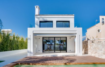 Resale - House - Detached Villa - Estepona - Costalita