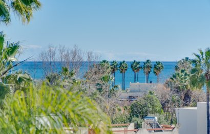 Resale - House - Detached Villa - Estepona - Costalita