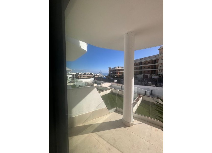 Resale - Apartment - Middle Floor Apartment - Fuengirola - Fuengirola Centro