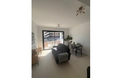 Resale - Apartment - Middle Floor Apartment - Fuengirola - Fuengirola Centro