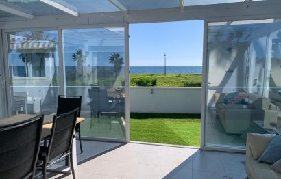 Resale - House - Detached Villa - Estepona - Estepona Centro