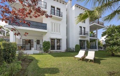 Resale - Apartment - Ground Floor Apartment - Marbella - Nueva Andalucia