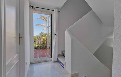 Resale - House - Townhouse - Estepona - Estepona Centro