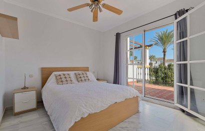 Resale - House - Townhouse - Estepona - Estepona Centro