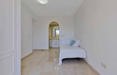 Resale - House - Townhouse - Estepona - Estepona Centro