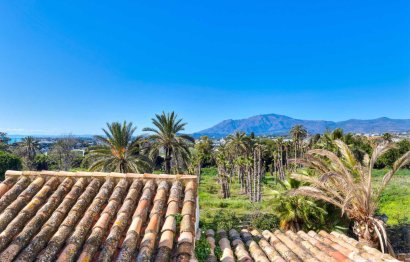 Resale - House - Townhouse - Estepona - Estepona Centro