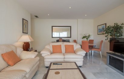 Resale - Apartment - Middle Floor Apartment - Marbella - Nueva Andalucia