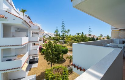 Resale - Apartment - Middle Floor Apartment - Marbella - Nueva Andalucia