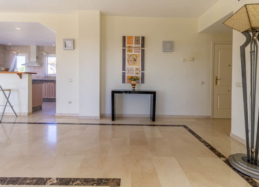 Resale - Apartment - Penthouse - Marbella - Artola