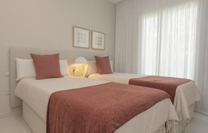 Resale - Apartment - Middle Floor Apartment - Estepona - Estepona Centro