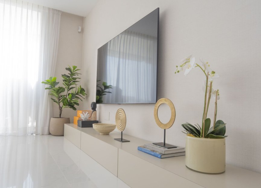 Resale - Apartment - Middle Floor Apartment - Estepona - Estepona Centro