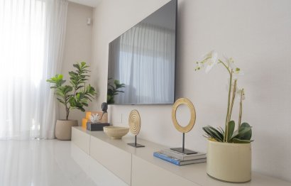 Resale - Apartment - Middle Floor Apartment - Estepona - Estepona Centro