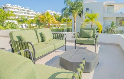 Resale - Apartment - Middle Floor Apartment - Estepona - Estepona Centro