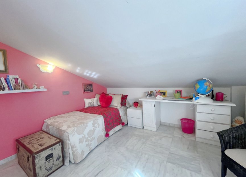 Resale - House - Detached Villa - Marbella - Marbella Centro