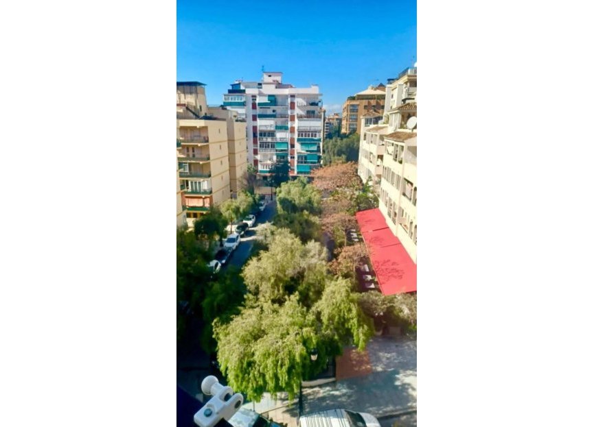 Resale - Apartment - Middle Floor Apartment - Marbella - Marbella Centro