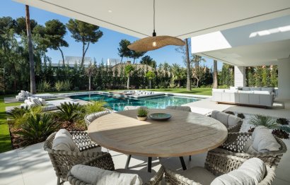 Resale - House - Detached Villa - Marbella - Nueva Andalucia