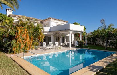 Resale - House - Detached Villa - Marbella - Marbesa