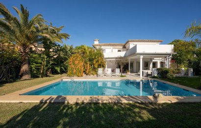 Resale - House - Detached Villa - Marbella - Marbesa