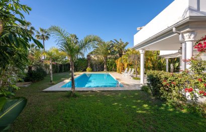 Resale - House - Detached Villa - Marbella - Marbesa