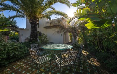 Resale - House - Detached Villa - Marbella - Marbesa