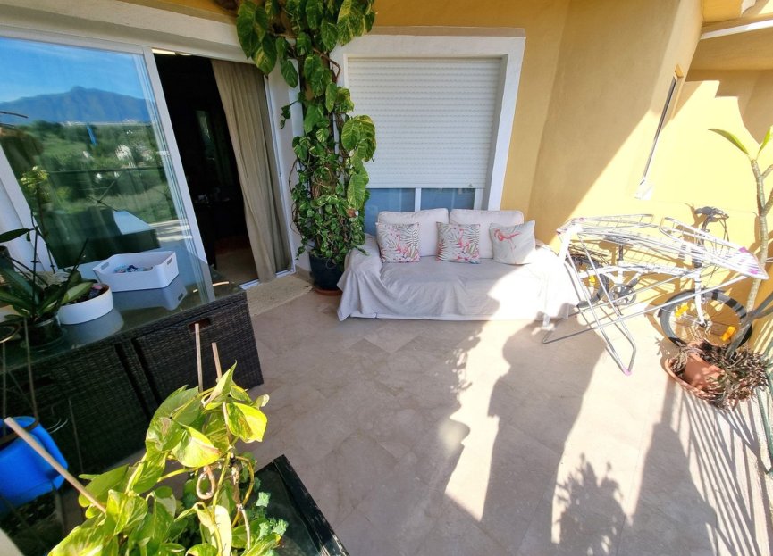 Resale - Apartment - Top Floor Apartment - Estepona - Estepona Centro