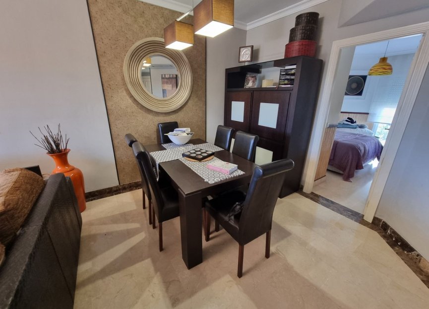 Resale - Apartment - Top Floor Apartment - Estepona - Estepona Centro