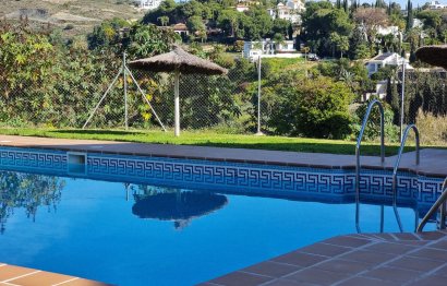 Resale - Apartment - Top Floor Apartment - Estepona - Estepona Centro