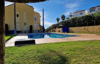 Resale - Apartment - Top Floor Apartment - Estepona - Estepona Centro