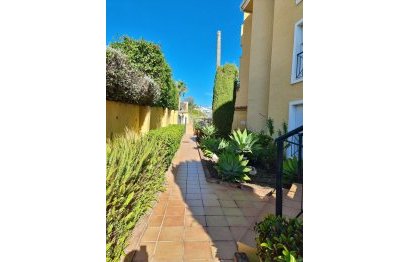 Resale - Apartment - Top Floor Apartment - Estepona - Estepona Centro