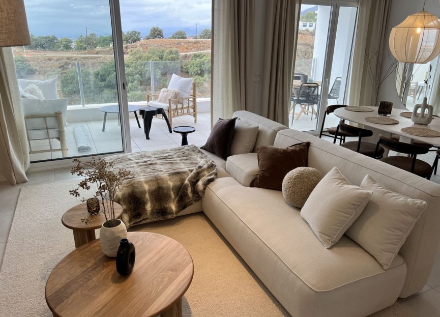 Resale - Apartment - Middle Floor Apartment - Marbella - Altos de los Monteros