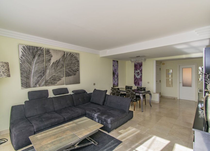 Resale - Apartment - Penthouse - Benahavís - Benahavís Centro