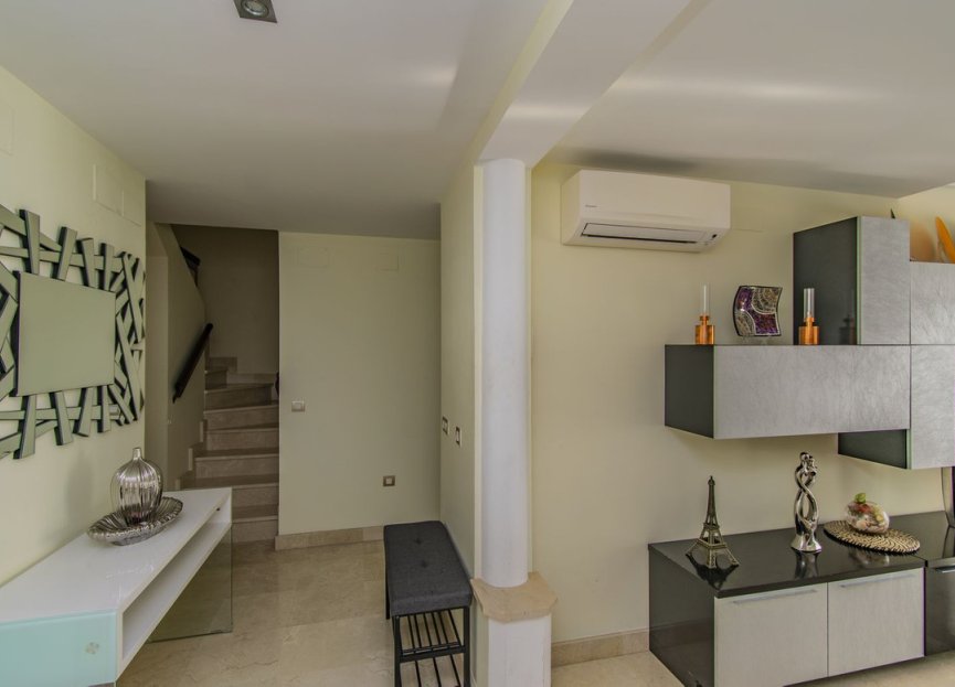 Resale - Apartment - Penthouse - Benahavís - Benahavís Centro