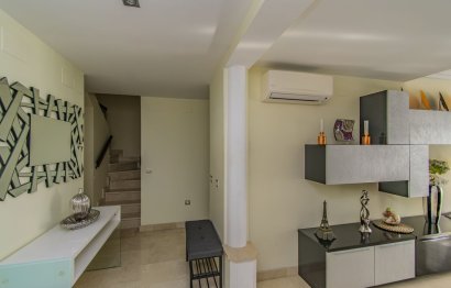 Resale - Apartment - Penthouse - Benahavís - Benahavís Centro