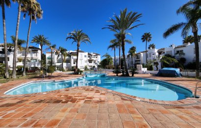 Resale - Apartment - Penthouse Duplex - Estepona - Costalita