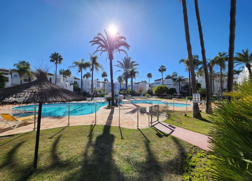 Resale - Apartment - Penthouse Duplex - Estepona - Costalita