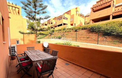 Resale - Apartment - Middle Floor Apartment - Marbella - Elviria