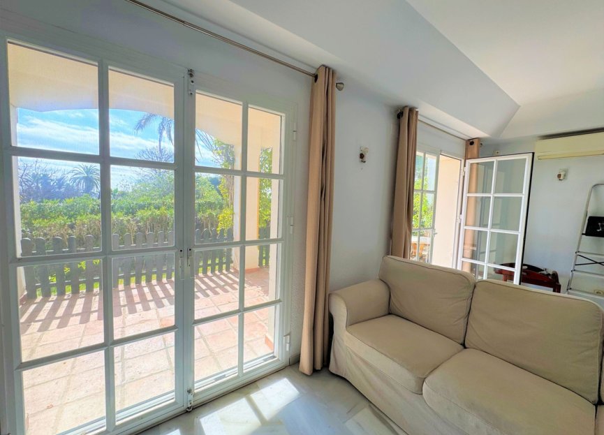 Resale - House - Townhouse - Estepona - Estepona Centro