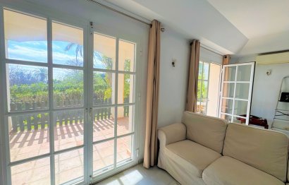 Resale - House - Townhouse - Estepona - Estepona Centro