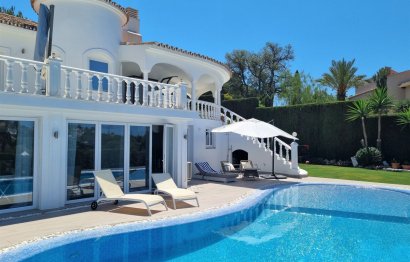 Resale - House - Detached Villa - Marbella - Elviria