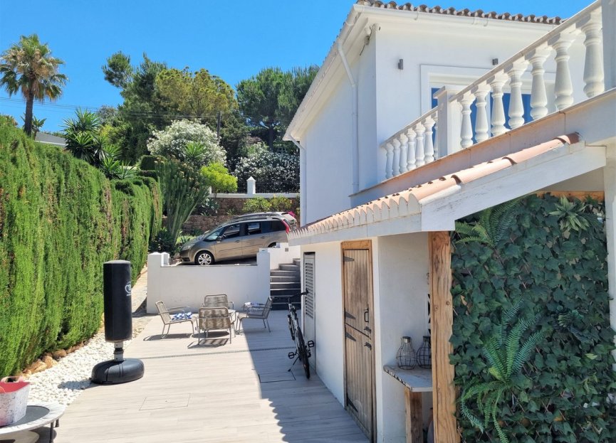 Resale - House - Detached Villa - Marbella - Elviria