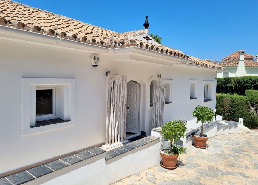 Resale - House - Detached Villa - Marbella - Elviria