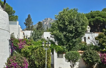 Resale - House - Detached Villa - Marbella - Sierra Blanca