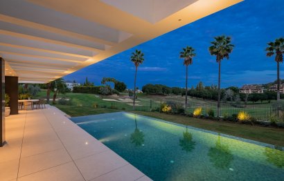 Resale - Villa - Marbella - Nueva Andalucia