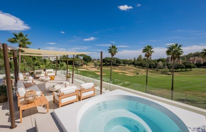 Resale - Villa - Marbella - Nueva Andalucia