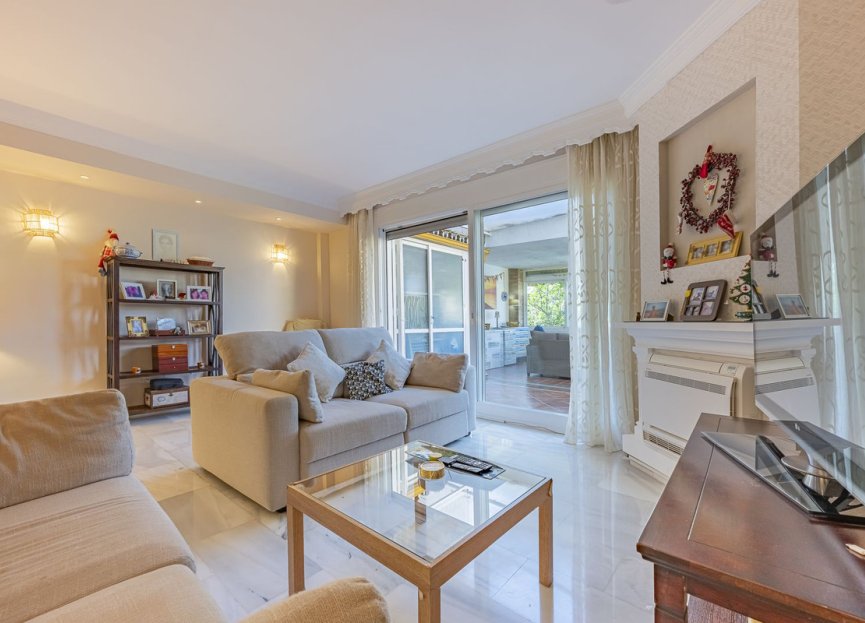 Resale - House - Semi-Detached House - Marbella - Marbella Centro